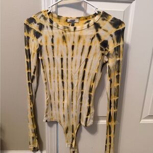 AgoldeYellow and Black Tie-Dye Women's Top